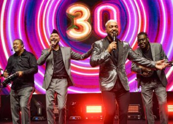 Grupo Soweto celebra 30 anos de sucesso em show histórico em Uberlândia