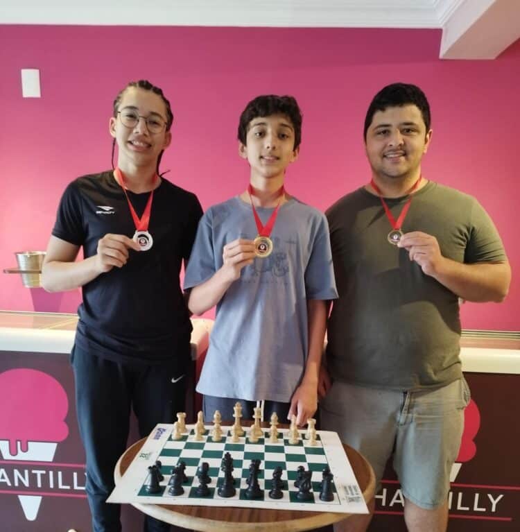 Edgard é campeão da 26ª Copa Chantilly de Xadrez