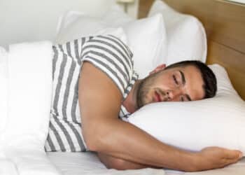 Apneia do sono pode favorecer surgimento de doenças graves