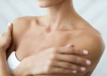 Técnicas de reconstrução mamária pós-mastectomia: entenda as diferenças e recomendações