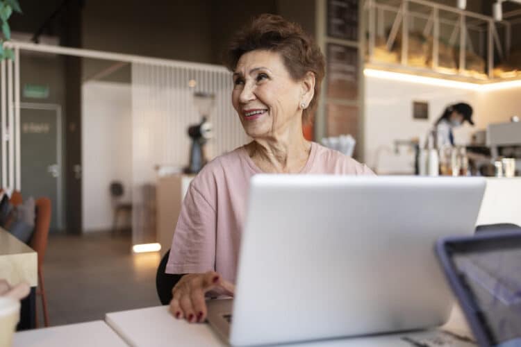 Dia do Idoso: empreendedores 60+ movimentam a economia