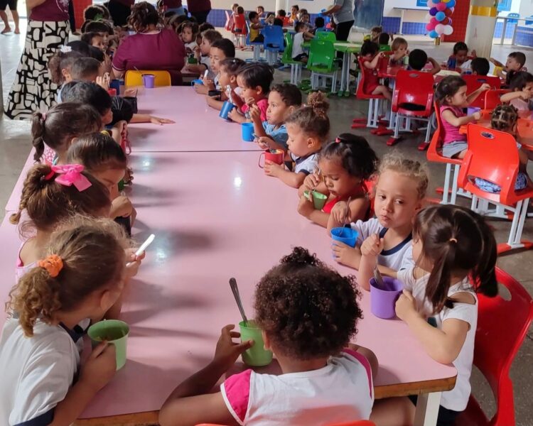 Dia Mundial da Alimentação é comemorado com ações educativas em Araxá