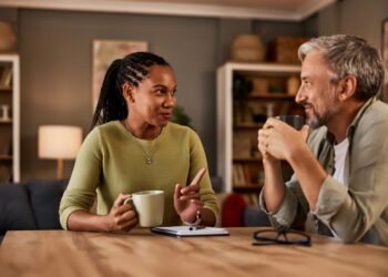 Saiba como conviver com pessoas de opiniões distintas e evitar conflitos