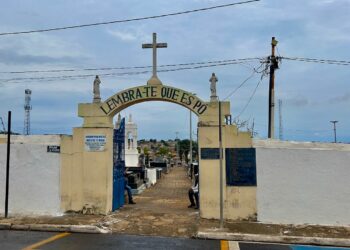 Prefeitura de Araxá intensifica manutenção dos cemitérios para o Dia de Finados