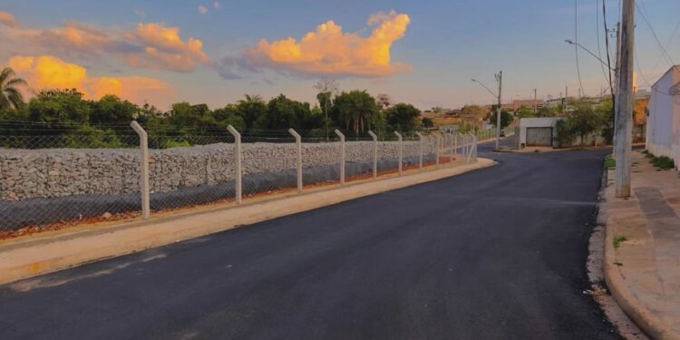 Prefeitura de Araxá firma novo contrato para manutenção de vias e garante maior agilidade em reparos