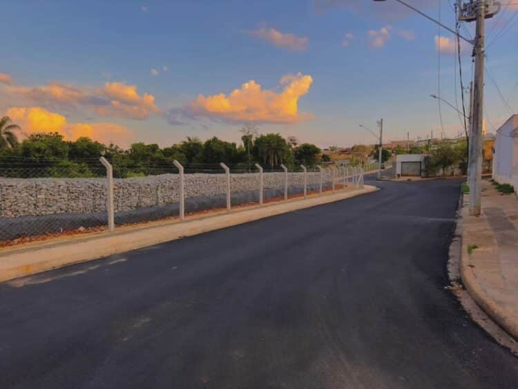 Prefeitura de Araxá firma novo contrato para manutenção de vias e garante maior agilidade em reparos