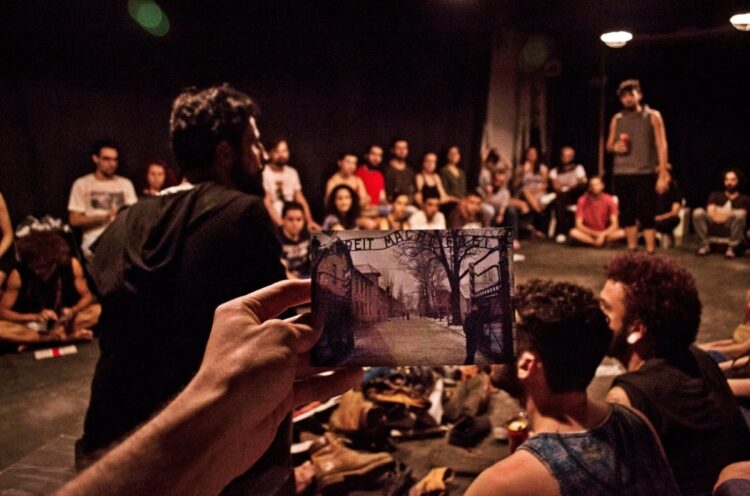 Grupontapé recebe a cia. teatral Quatroloscinco em Uberlândia-MG