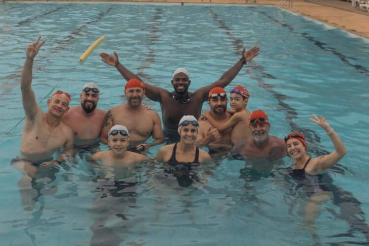 2ª Maratona Aquática Solidária arrecada alimentos para famílias carentes