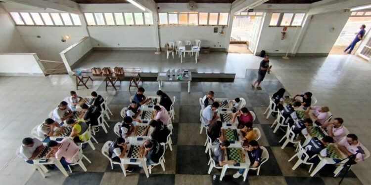 Equipe Araxá de Xadrez é vice-campeã do 2º Torneio por equipes