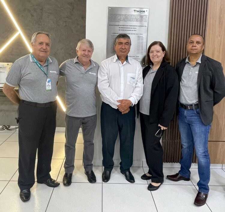 Sicoob Creditril homenageia sócio-fundador em Tupaciguara-MG