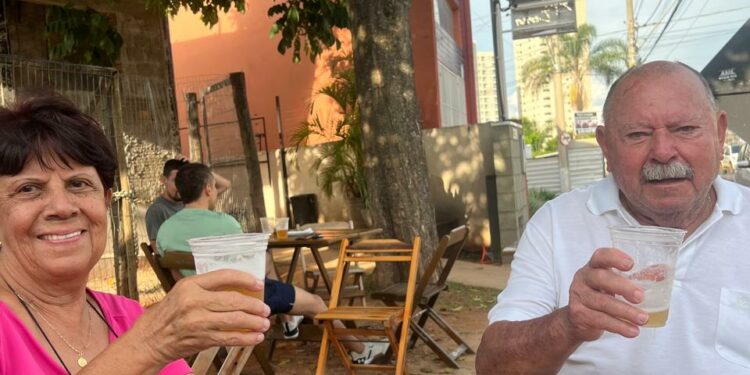 Valmir e Marisa do Mercado Araxá