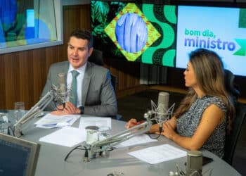 Periferia Viva: Jader Filho detalha ações que beneficiarão 285 mil famílias em 59 territórios