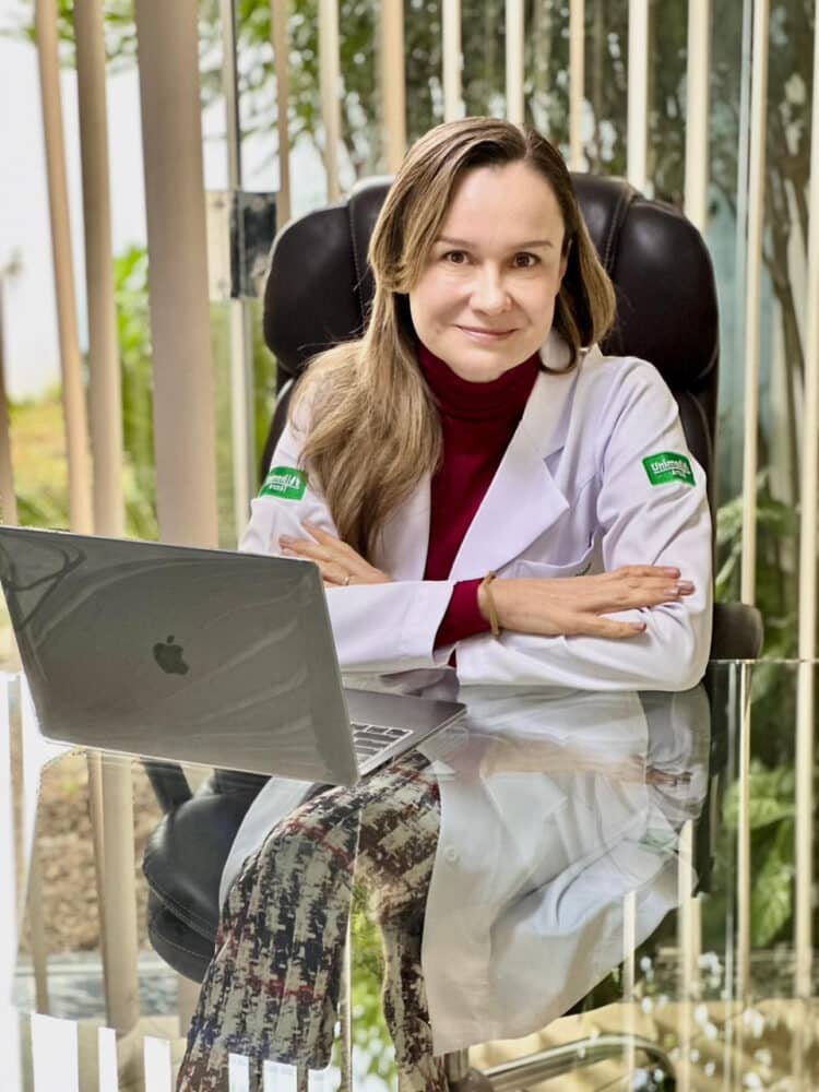 Como usar o protetor solar? Conheça a regra da colher de chá…