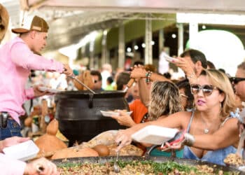 Queima do Alho também será no Expominas e tem ingressos limitados