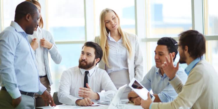 Pesquisa revela que habilidades comportamentais como liderança, Inteligência emocional e resolução de problemas serão as mais requisitadas para 2025