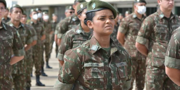 Alistamento militar voluntário feminino está aberto e segue até 30 de junho