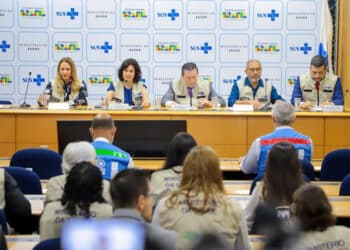Centro de Operações de Emergência e tecnologia reforçam prevenção à dengue