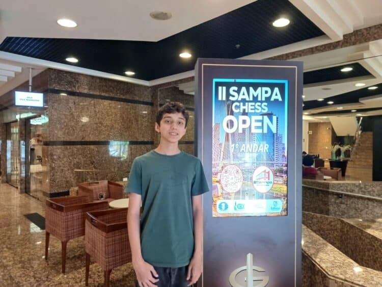 Enxadrista araxaense Edgard obtém 55% de aproveitamento no II Sampa Chess Open