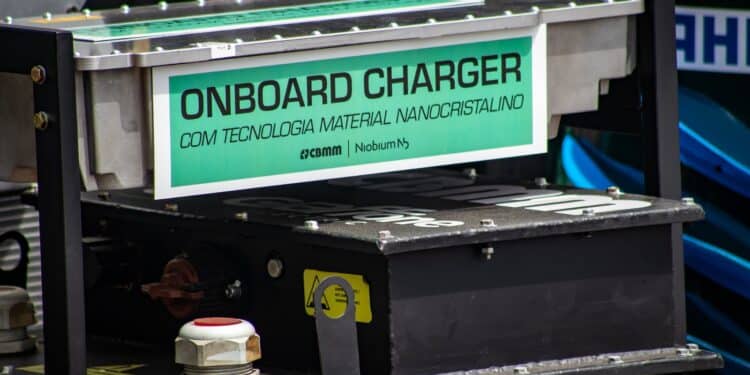 CBMM e innolectric AG avançam na eletrificação da Copa Truck com inovação em carregador de veículos elétricos