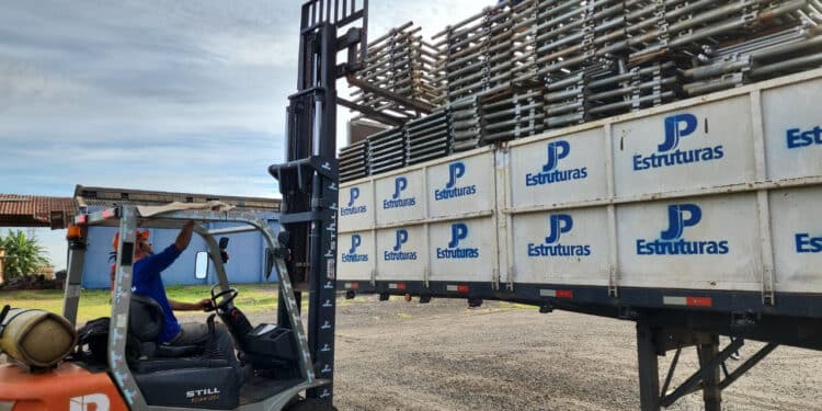 Araxá Rodeio Show 2025 inicia montagem de estrutura inédita no ExpoMinas