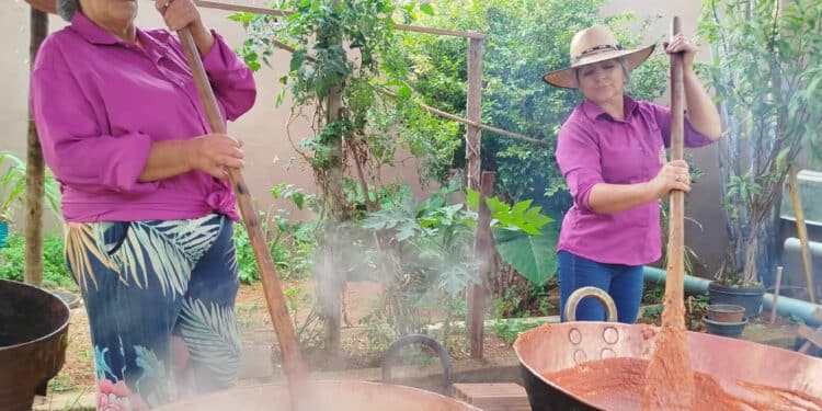 Queima do Alho: doces ganham espaço ao lado de pratos típicos da culinária tropeira