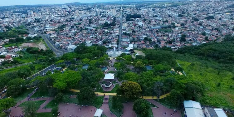 CRÔNICAS SEMANAIS ESTREIAM NO EXEMPPLAR