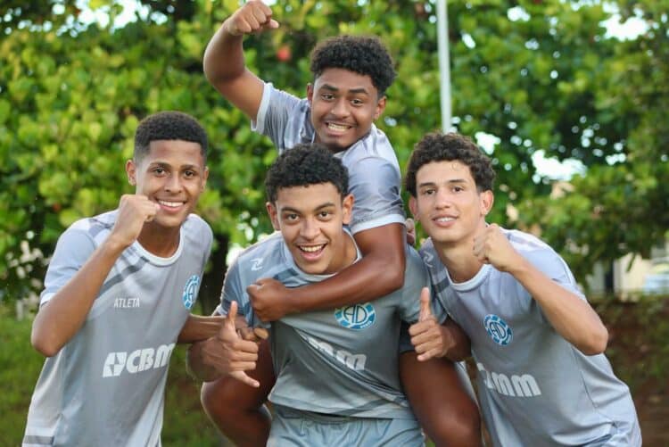 Com entrada gratuita, Dínamo recebe Democrata no Fausto Alvim neste sábado pelo Mineiro Sub-15 e Sub-17