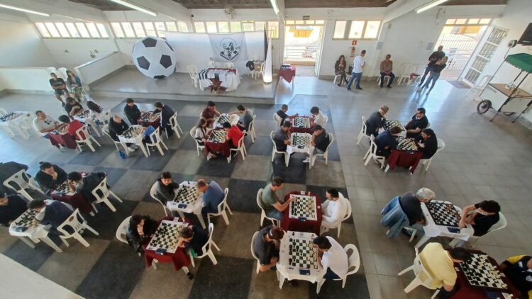 Enxadrista araxaense Edgard é 3˚ no IV Torneio do Rei