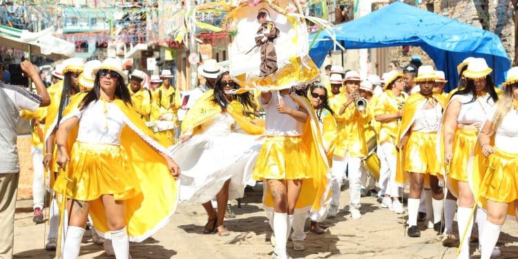 Tradicional Festa da Rua de Baixo 2025 acontece neste final de semana em São Thomé das Letras