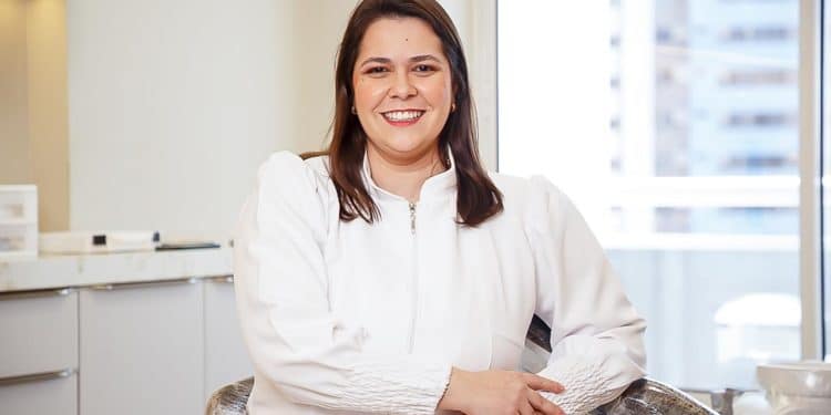 Morango do amor: entenda de que forma a guloseima pode danificar o seu sorriso