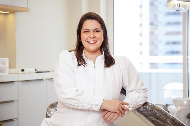 Morango do amor: entenda de que forma a guloseima pode danificar o seu sorriso