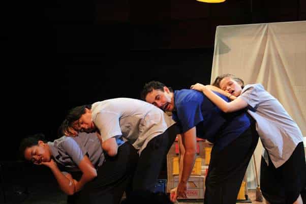 Coletivo Teatral do Cerrado promove espetáculos e oficina gratuita no Grupontapé, em Uberlândia