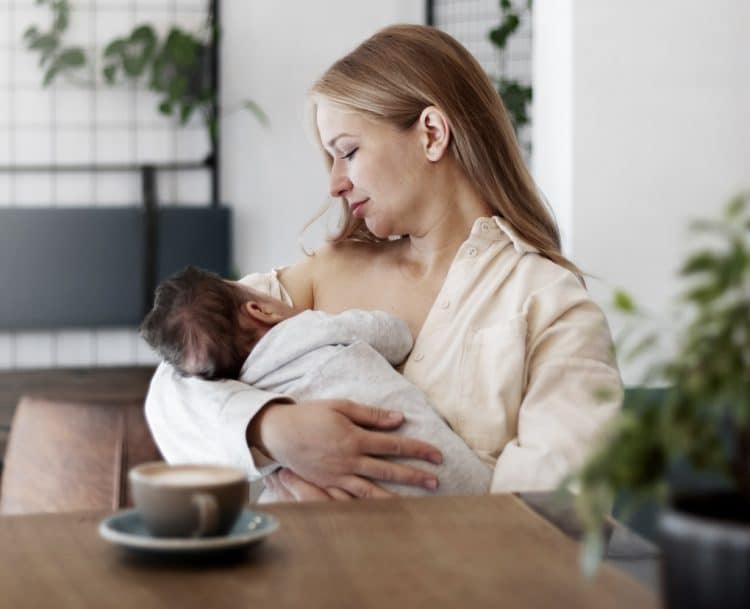 Alimentação da mãe influencia diretamente a qualidade do leite materno