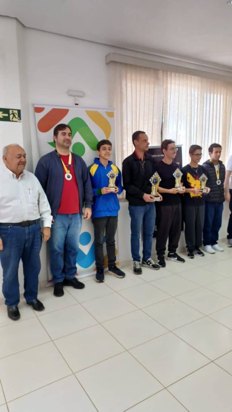Araxaense Edgard é 3˚ lugar no Campeonato Mineiro de Xadrez Clássico Absoluto 2025