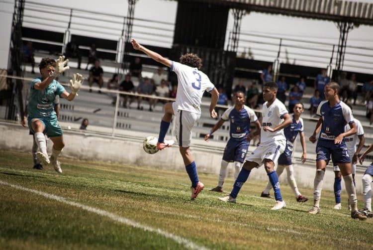 Goleada em casa garante classificação do Dínamo Sub-17 para o Octogonal Final do Campeonato Mineiro