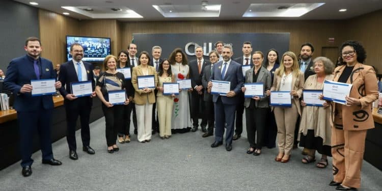 Hapvida recebe selo de reconhecimento público por contribuição à diversidade e à inclusão no Poder Judiciário