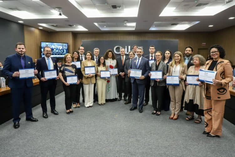 Hapvida recebe selo de reconhecimento público por contribuição à diversidade e à inclusão no Poder Judiciário