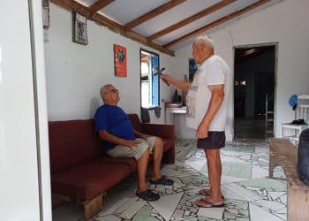 COISAS ESTRANHAS PELO CAMINHO