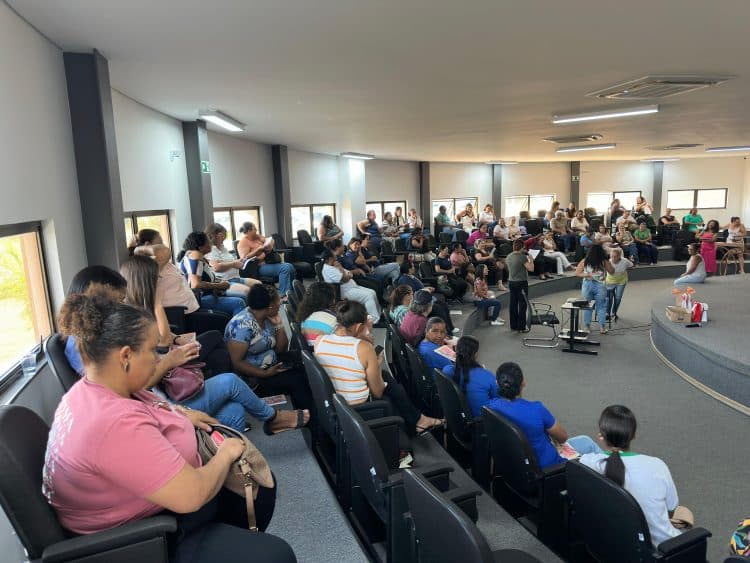 Prefeitura de Araxá capacita profissionais para melhorar a qualidade da alimentação escolar