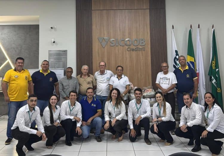Sicoob Creditril mobiliza comunidade em Tupaciguara no Dia de Cooperar