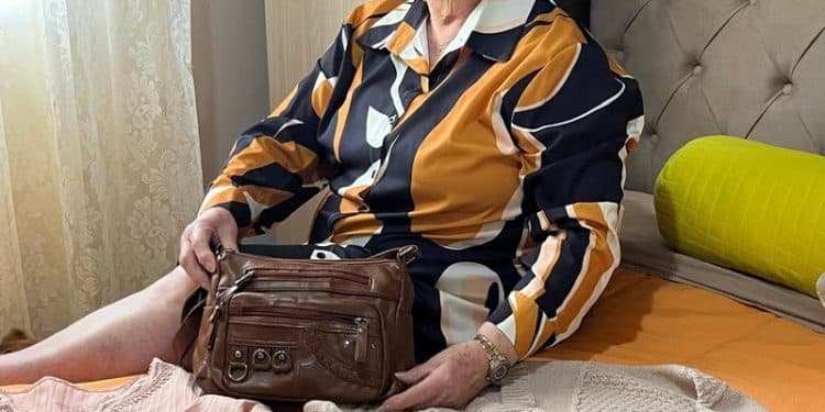 “Conectada aos 85”: como uma idosa brasileira acolheu a vida digital em seus próprios termos