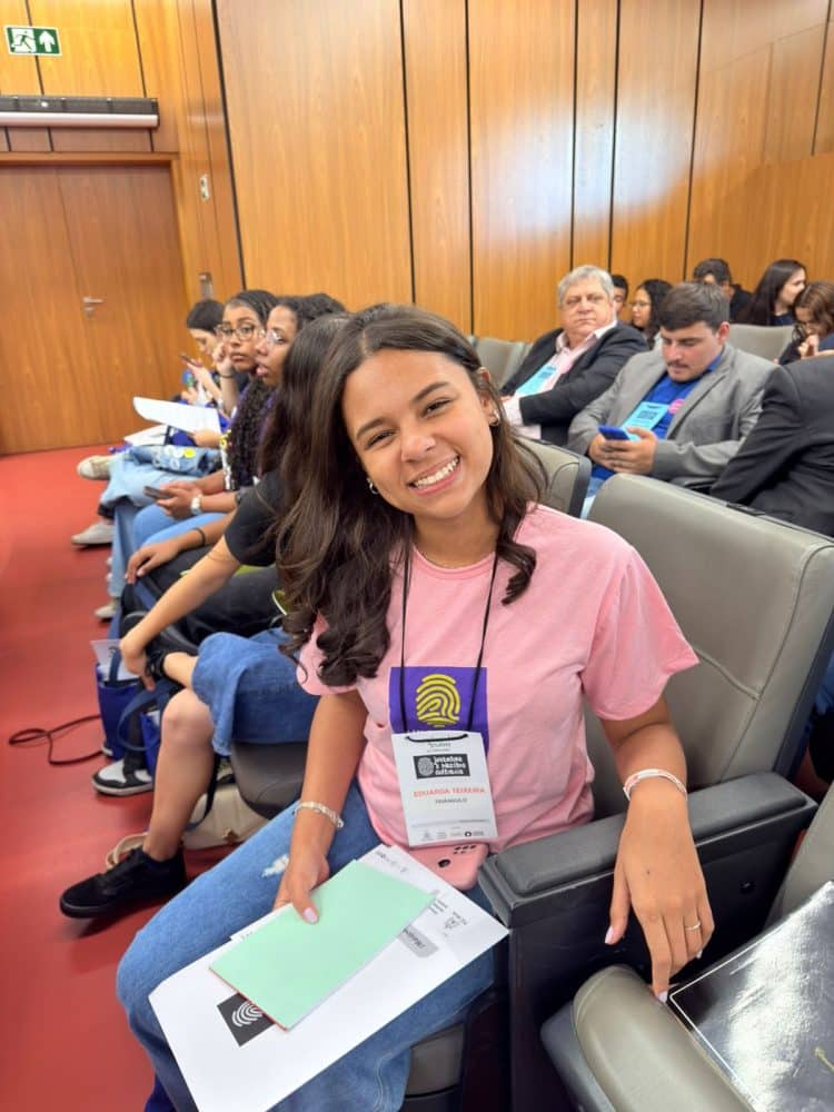 Estudante do Colégio São Domingos representa Araxá e região no Parlamento Jovem