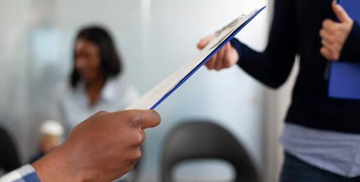 Fundação da Criança e do Adolescente de Araxá abre processo seletivo para cargos de contratação temporária