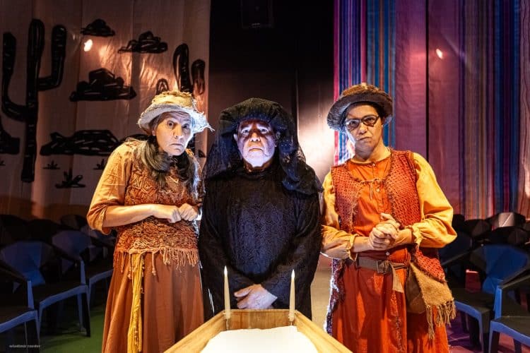 Fernando Neves celebra 75 anos em cena com o Grupontapé em Uberlândia-MG