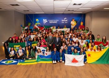 Nova edição da Revista Senac Brasil destaca soluções inovadoras para os negócios e talentos do Comércio