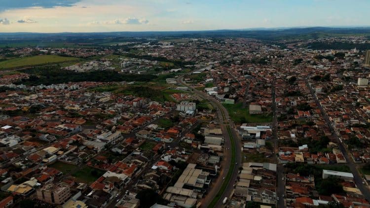 Prefeitura de Araxá lança campanha “O que o mundo precisa, Araxá tem” e posiciona o município globalmente como polo estratégico de investimentos