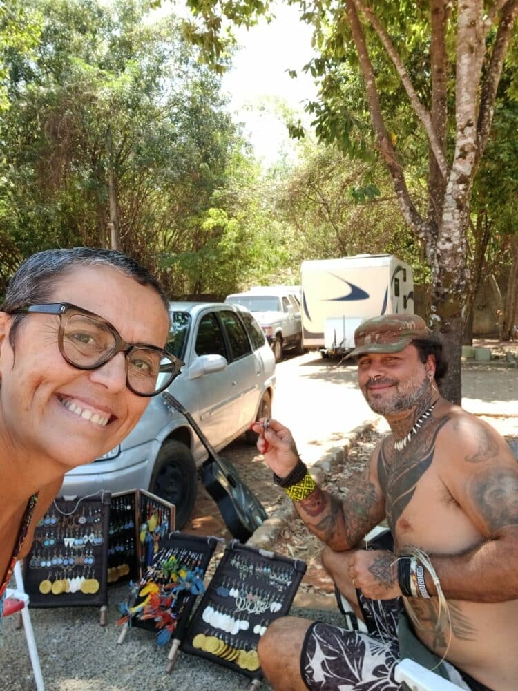 TRABALHADORES NÔMADES