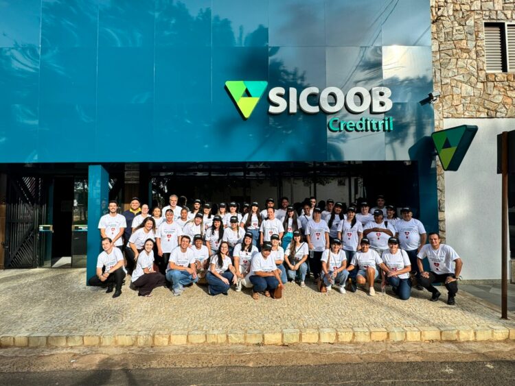 Sicoob Creditril e Grupo Bate Coração promovem ação de doação de sangue em Uberlândia-MG