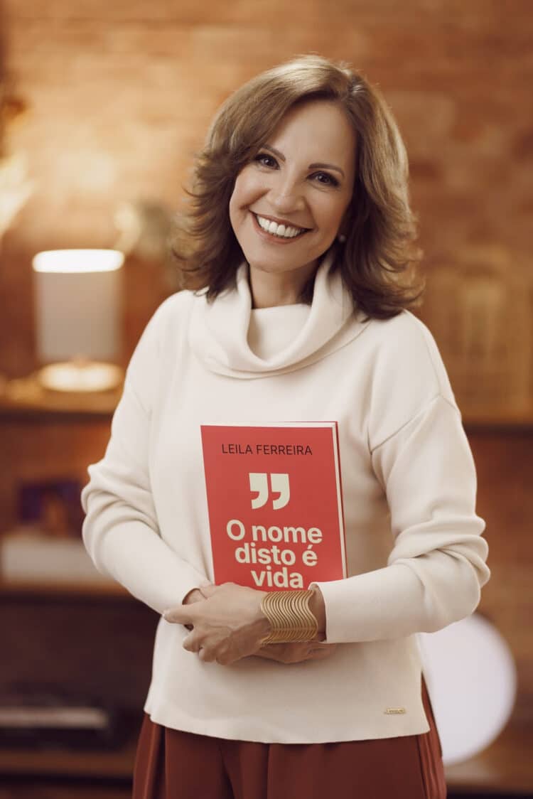 Leila Ferreira escolhe o colégio onde estudou para lançar seu novo livro em Araxá