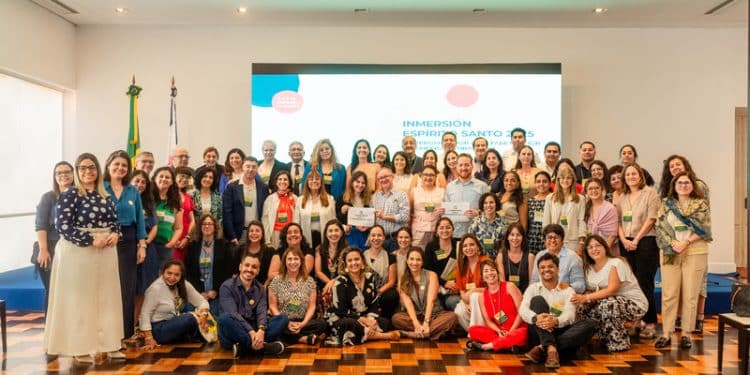 Alfabetização na idade certa é tema central de encontro de gestores públicos de seis países latino-americanos no Espírito Santo